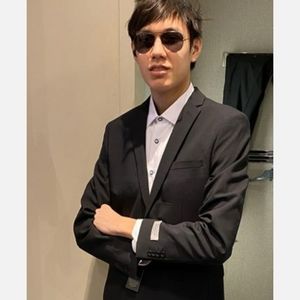 Meet your Posher, Dawn